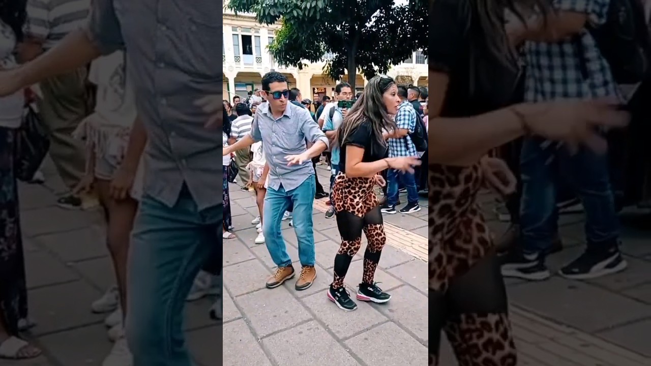 Robotina baile bien coordinado con Pikadito