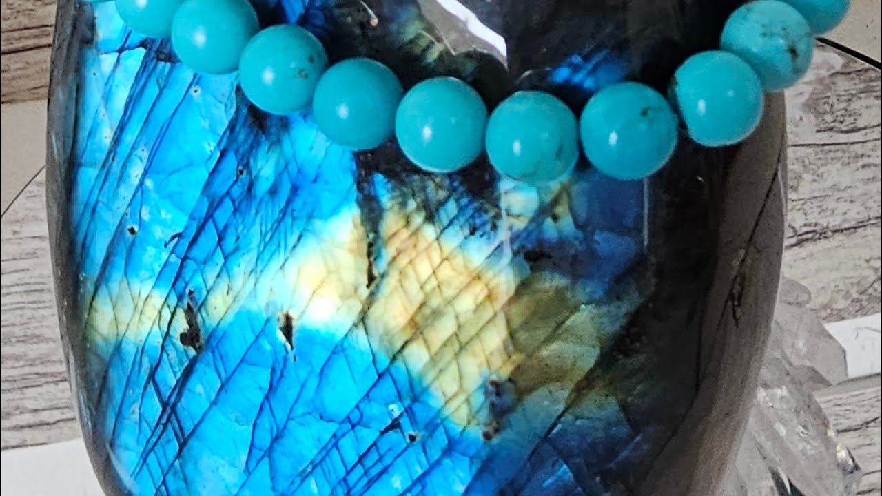 🔴 LIVE Mesmerizing Apatite Bracelet 💎 Spinning Crystal ASMR 4K | Labradorite & Quartz Flower