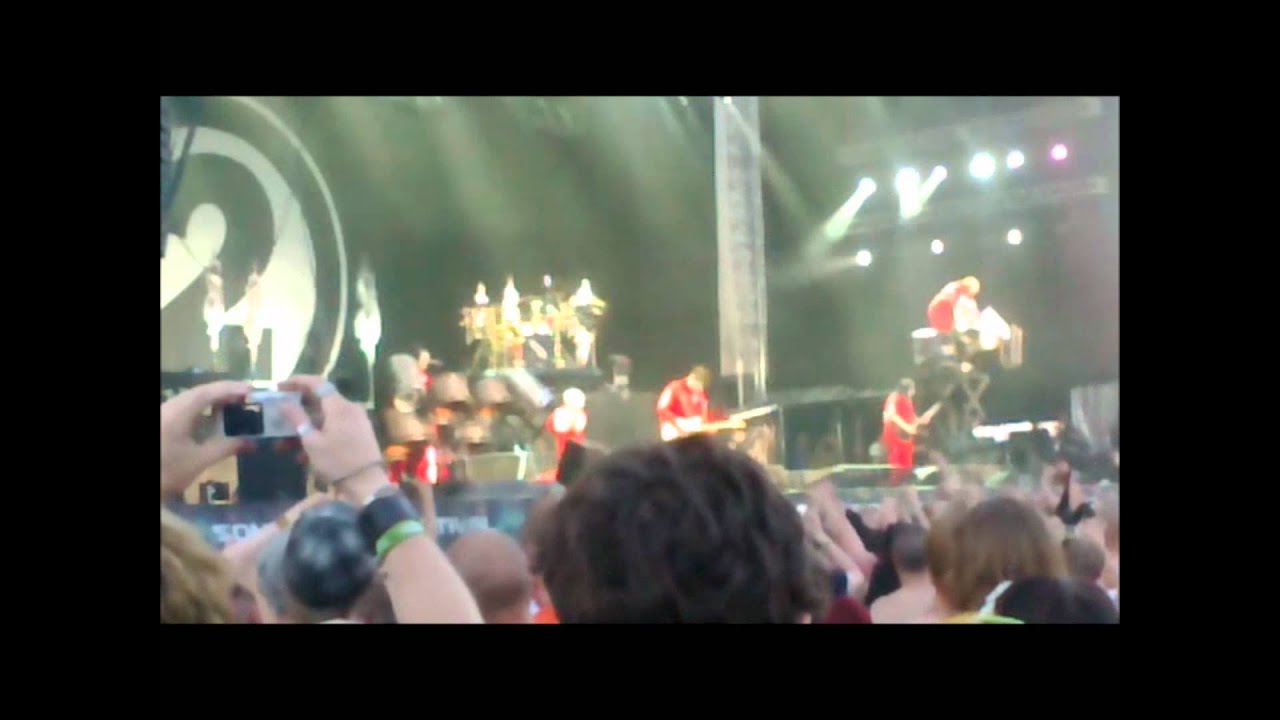 slipknot - surfacing @ sonisphere finland 2011 [HQ]