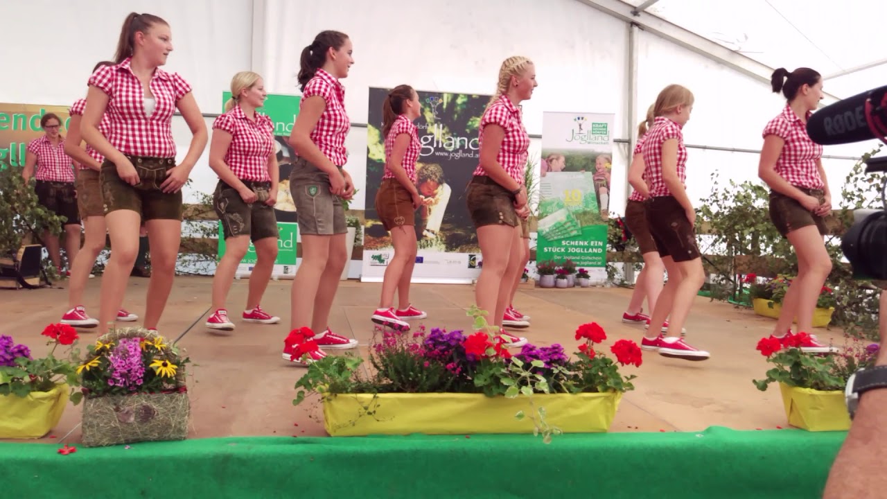 Koglhofer Schuhplattlermädls - Showplattler 2017