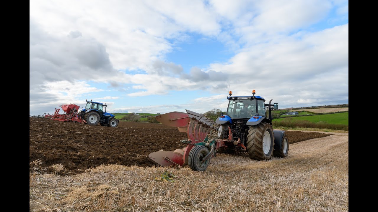 New Holland TM155 Ploughing & Drilling October 2020