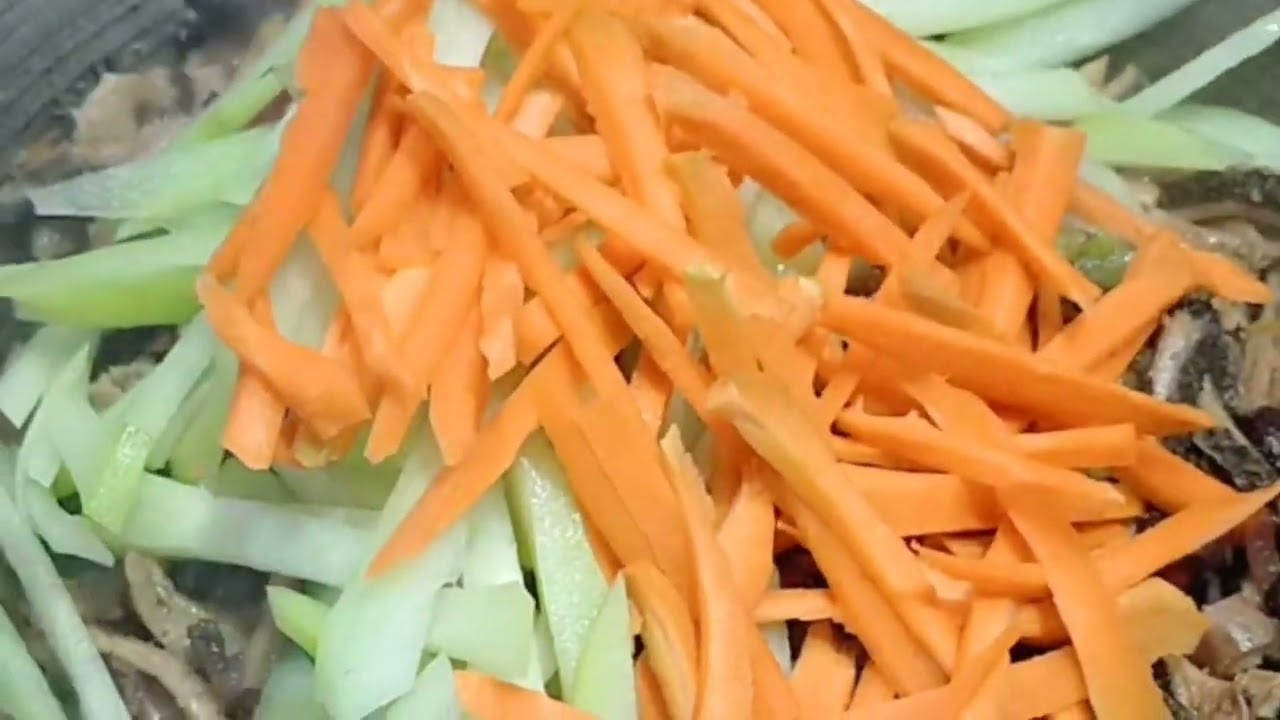 Cooking Traditional Paklay Recipe