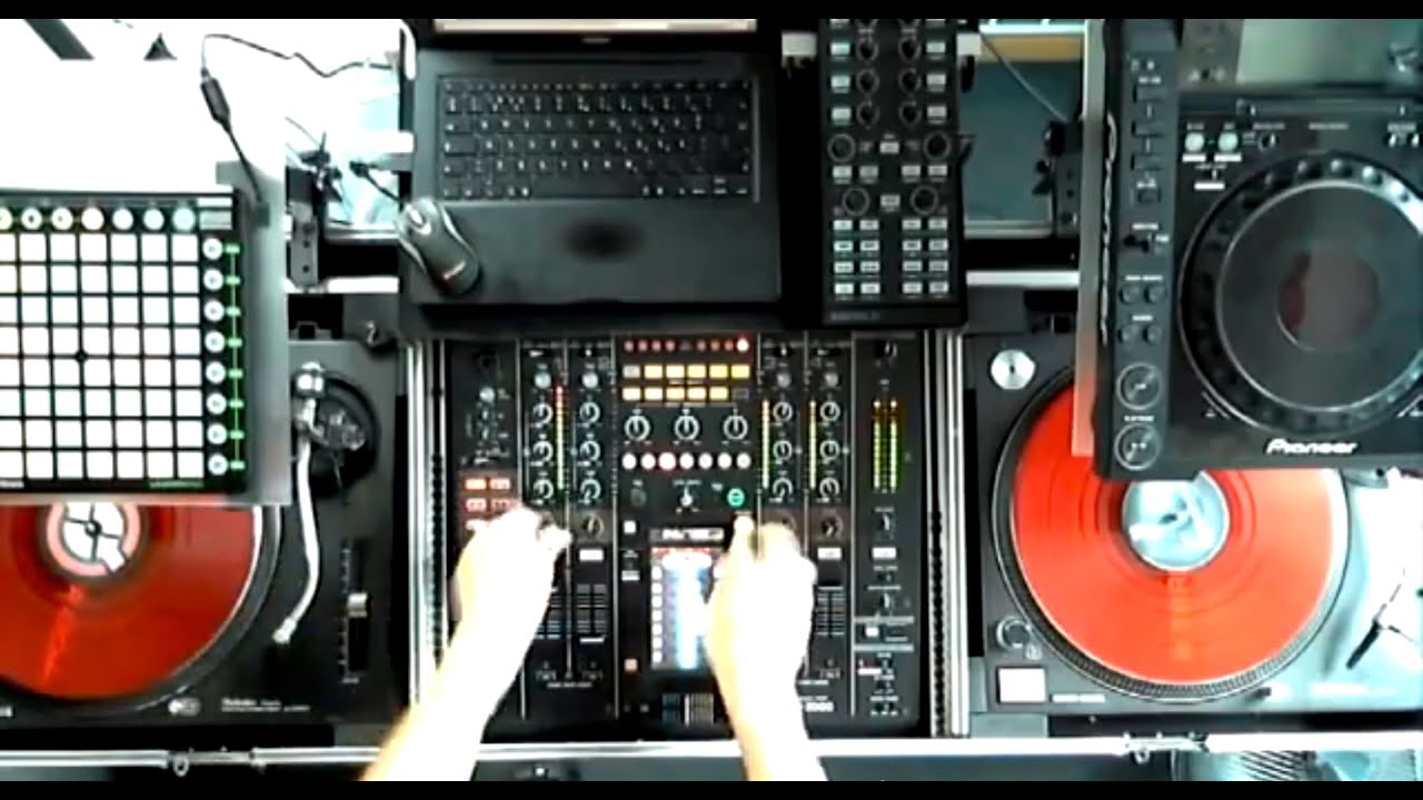 GONCALO M @ Showcase Dancefloor Lx. Lisbon. Portugal 25.09.2012