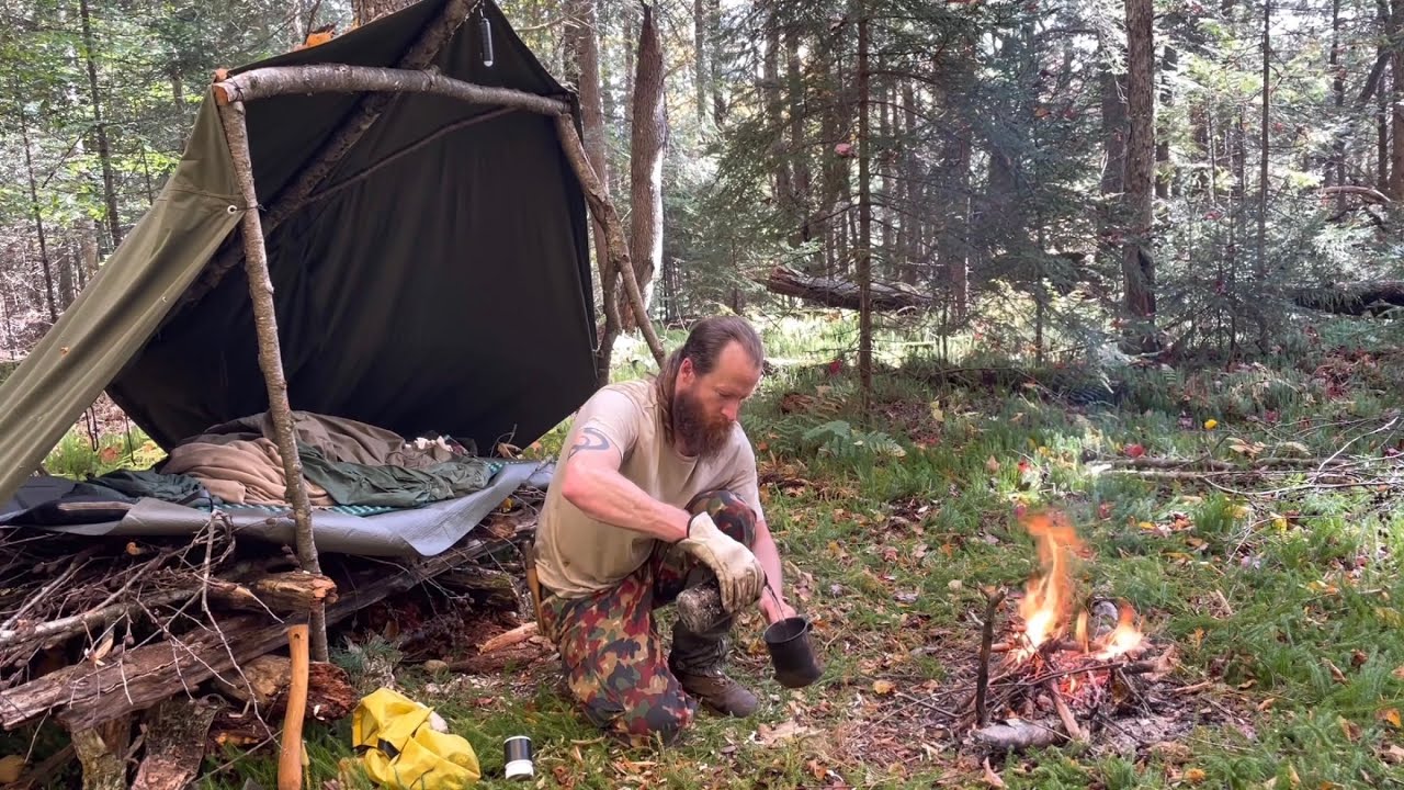 Fall Bushcraft Trip, Kuksa, Lavvu, Alpenflage, bushcraft bed, solo overnight