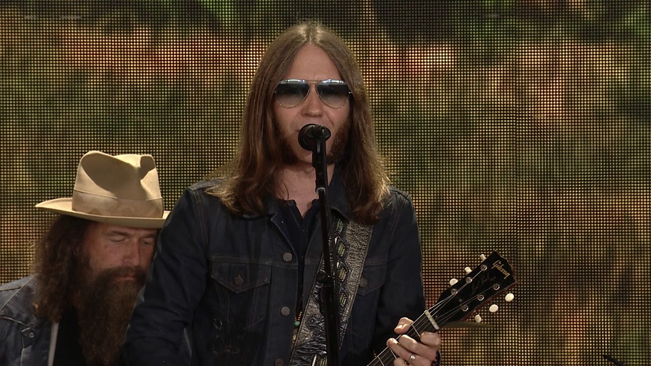 Blackberry Smoke - Let it Burn (Live at Farm Aid 2017)