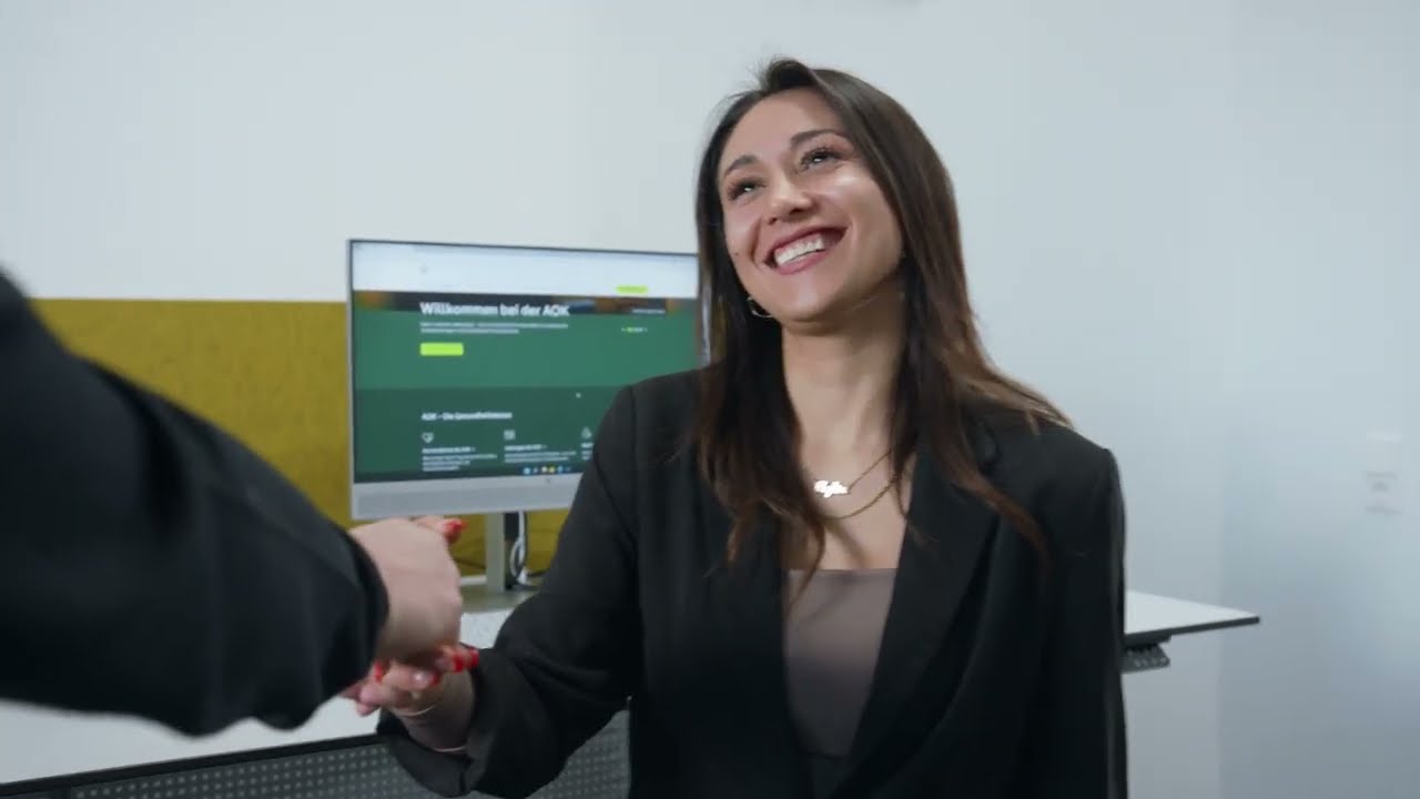Sozialversicherungsfachangestellte, Ausbildung bei der AOK; STARTKLAR