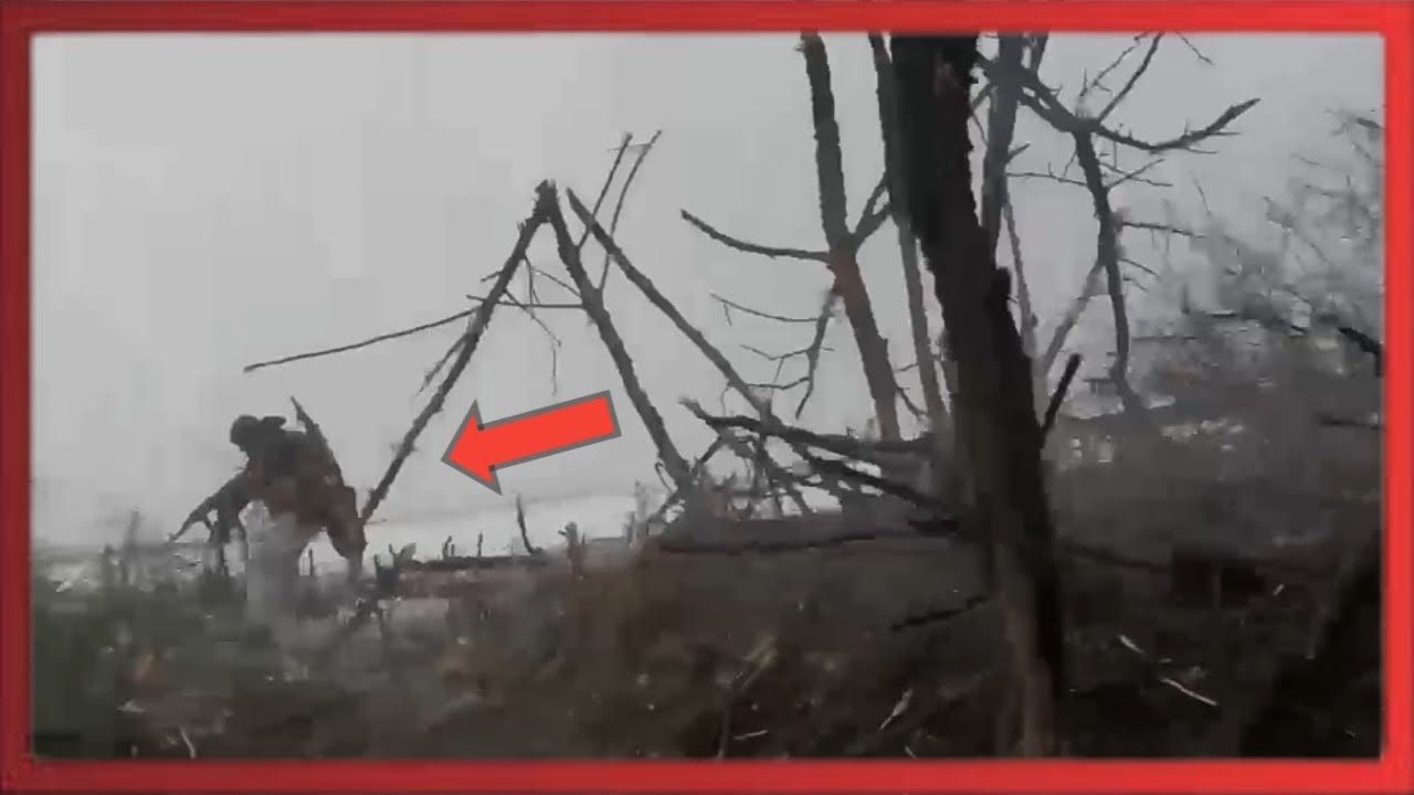 Single Ukrainian Soldier's Heroic Stand: Solo Defense Against Russian Trench Assault