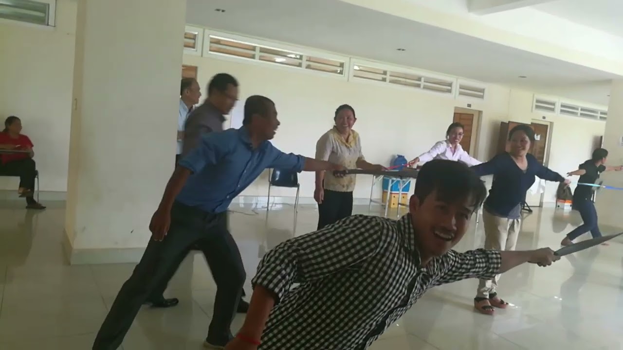 លែងល្បែងកំសាន្តមុនចូលរៀនវគ្គបណ្តុះបណ្តាលផ្សព្វផ្សាយកសិកម្ម