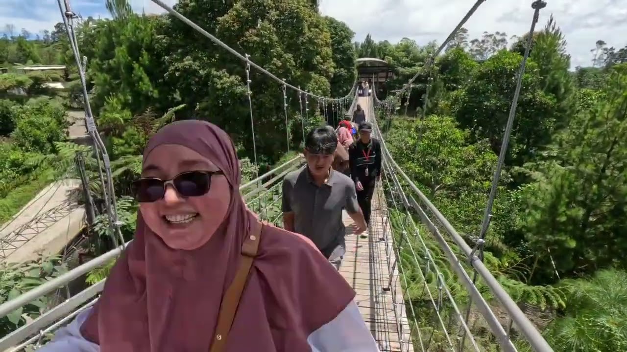 Pinisi Resto Ciwidey Patengang Bandung Jawa Barat