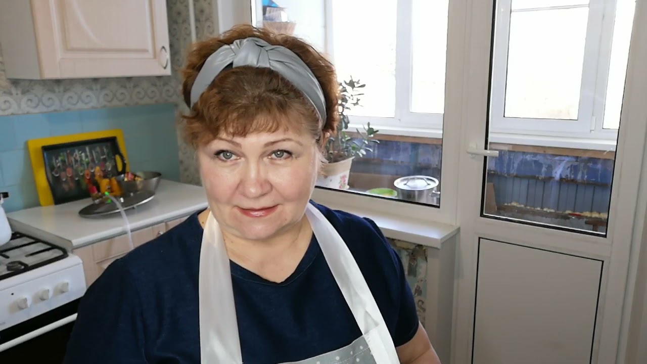 Автоклав. Решила закрыть холодец в банки.
