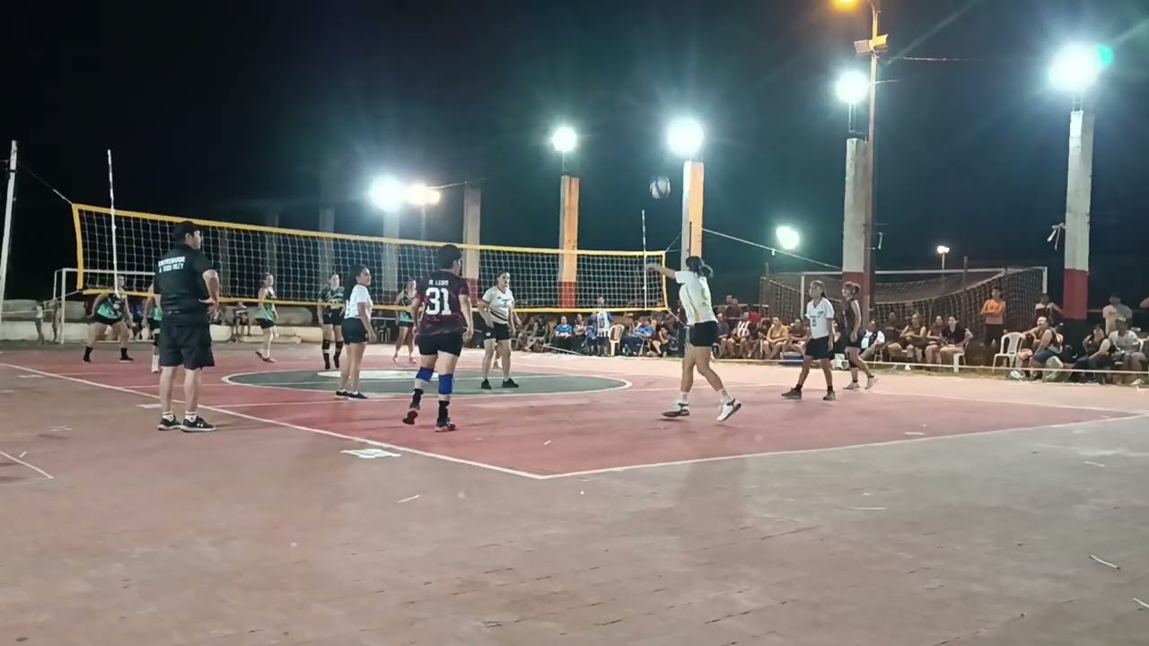 A todo voley vs la Mezcla 1° Set