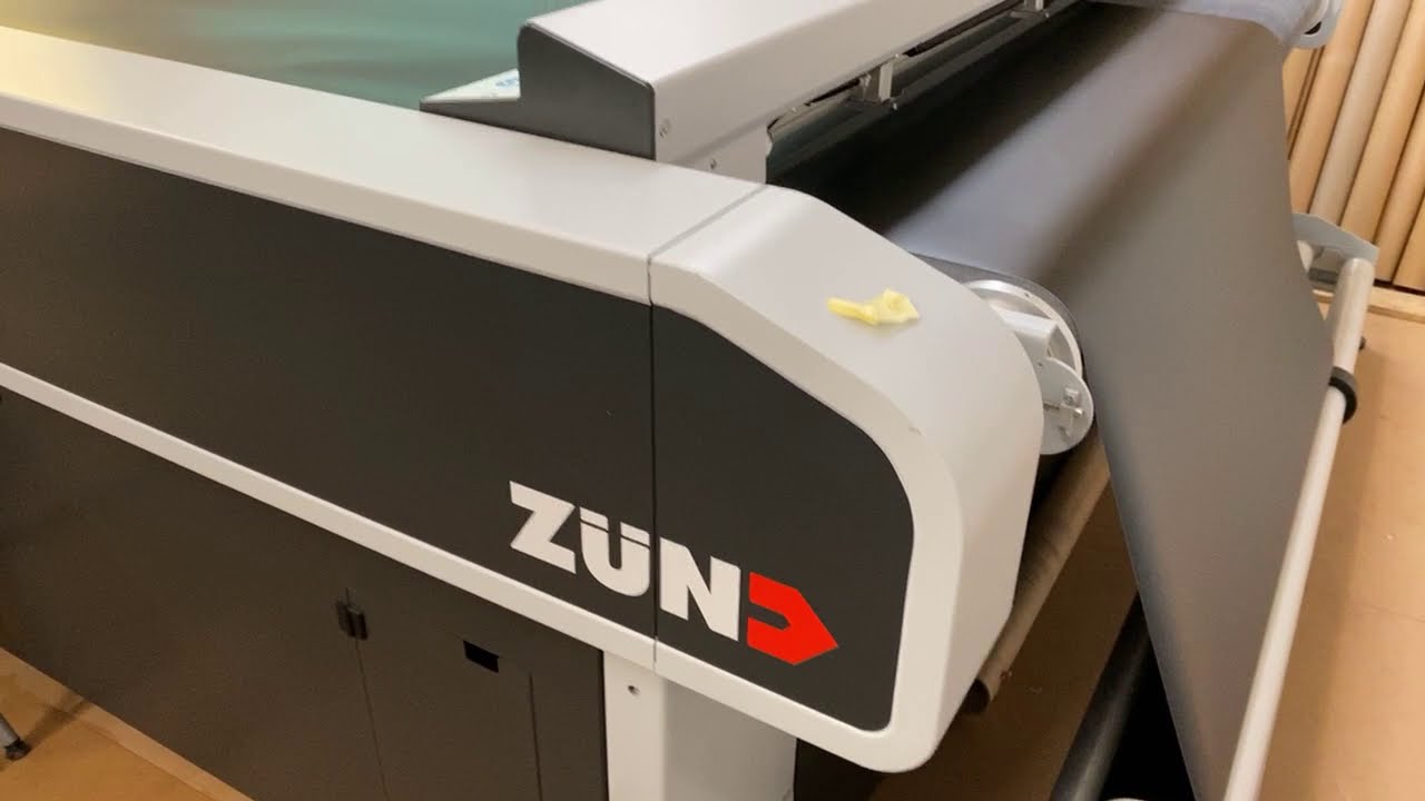 Zund S3 Flatbed cutter