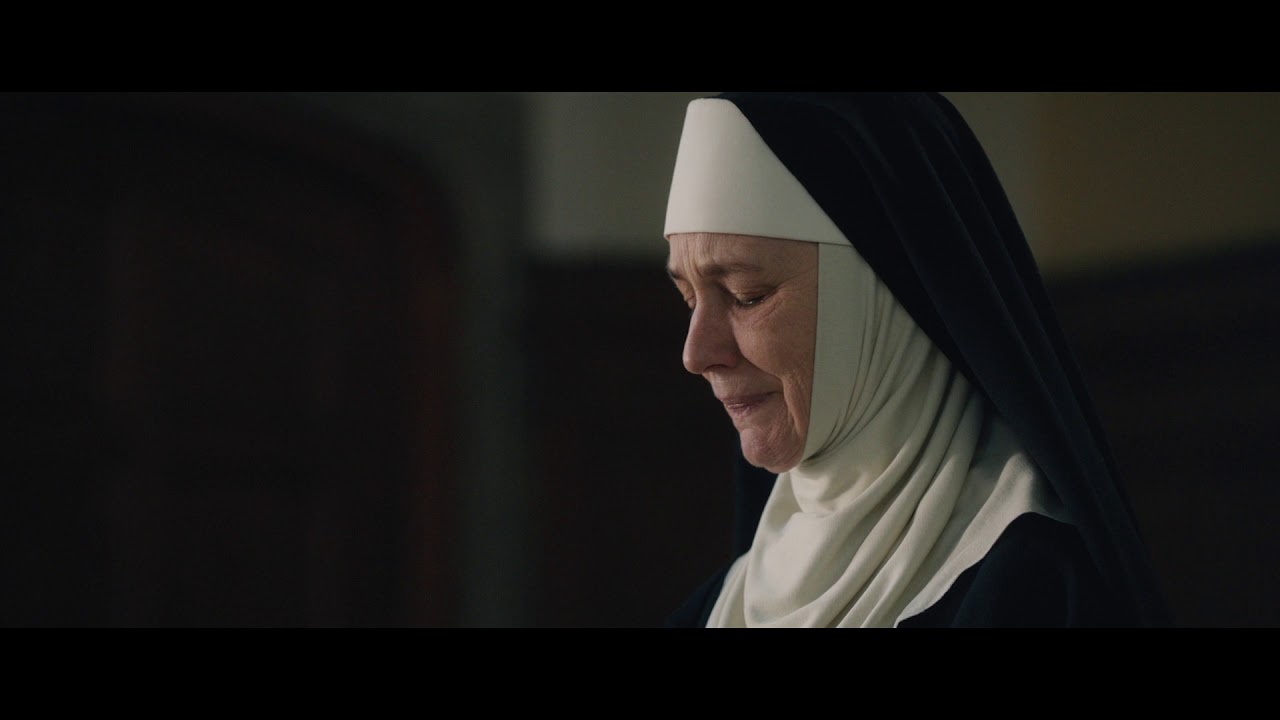 Para uso em aula - Novitiate (cena)