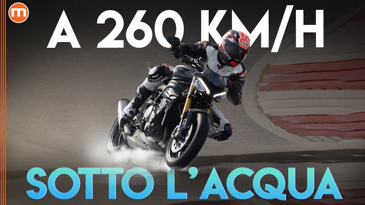 Triumph Speed Triple 1200 RS 2025 | In pista e su strada: 183 CV e 260 kmh... sotto la pioggia!