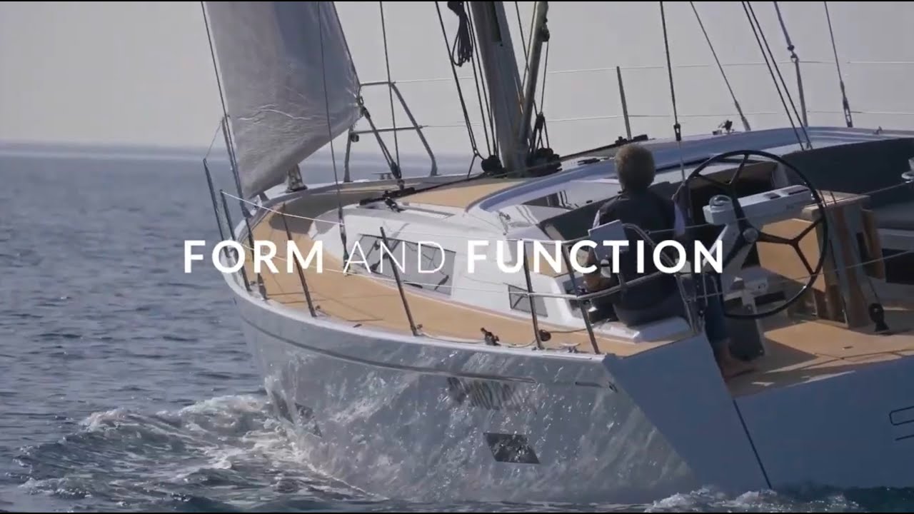 Grand Soleil 42 LC - Official Presentation