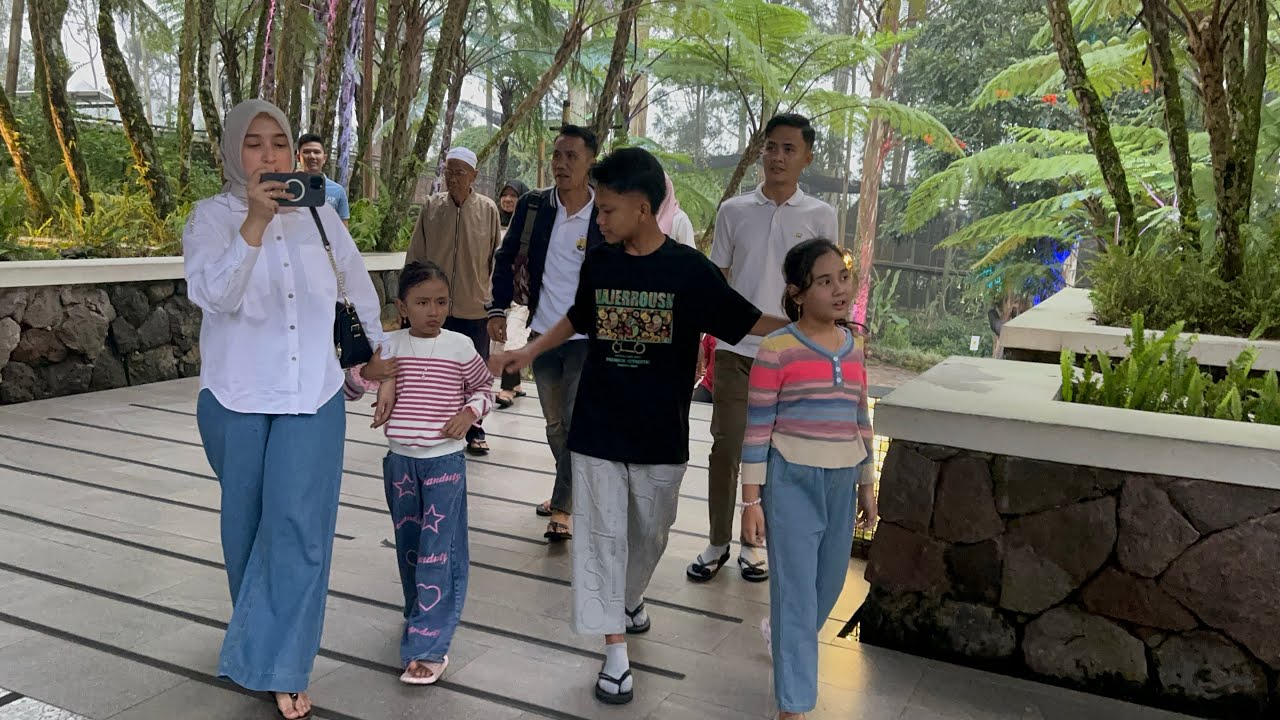 KE INDAHAN DUSUN BAMBU LOKASI SHOOTING SHOLAWAT TERBARU FAREL PRAYOGA & VANIA LATIFA