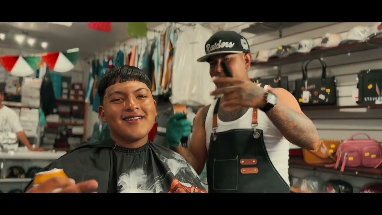 EN MI BARRIO- LA CERO MIEDO FT AXL GARCÍA