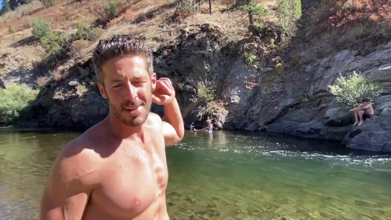 SnowBathing & WaterBending in Colorado - TribeVitamins VLOG