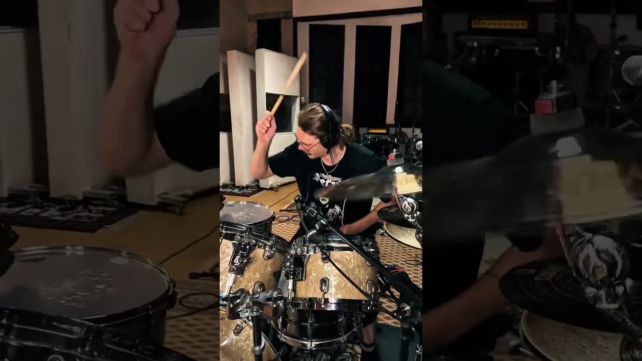 Exumer takes you in the studio for a quick taste of new music! 