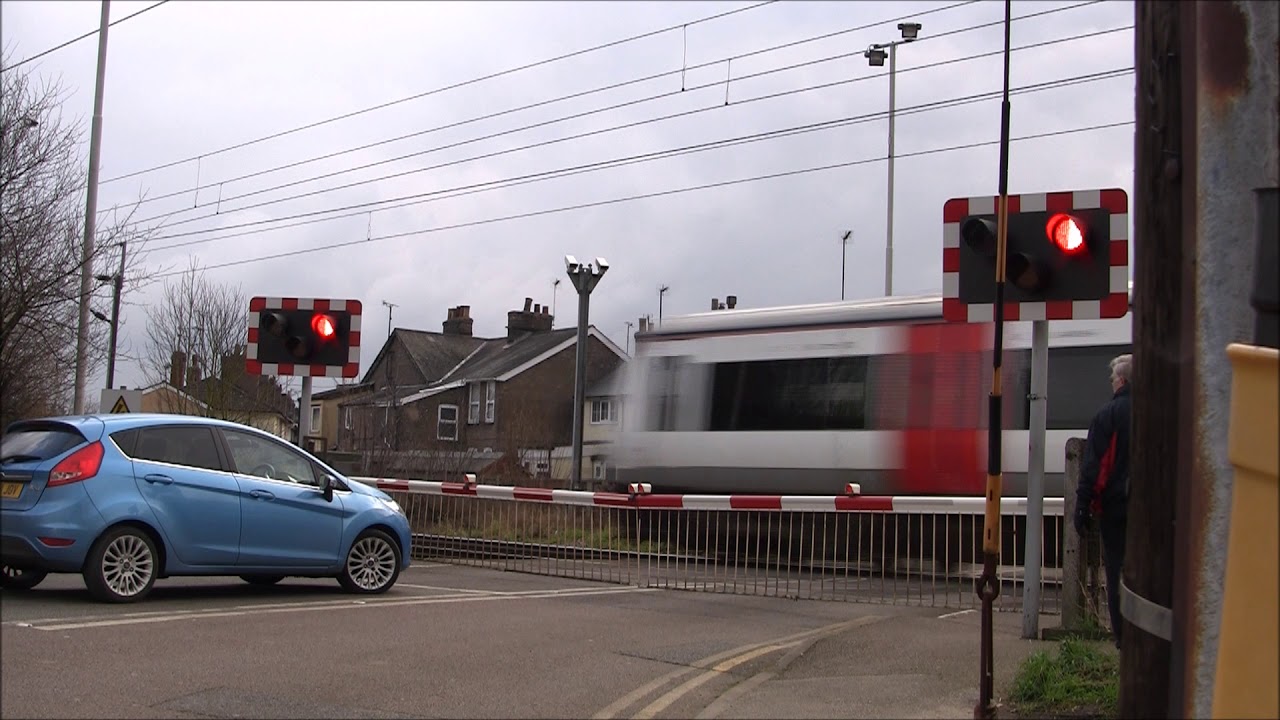 Stowmarket Regent Street Level Crossing (Other side)