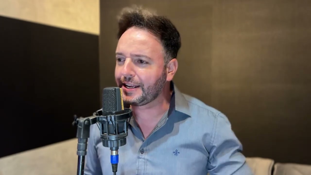 Cristiano - Pout Pourri - Agarrada Em Mim / Ligação Urbana ( Cover Bruno & Marrone)