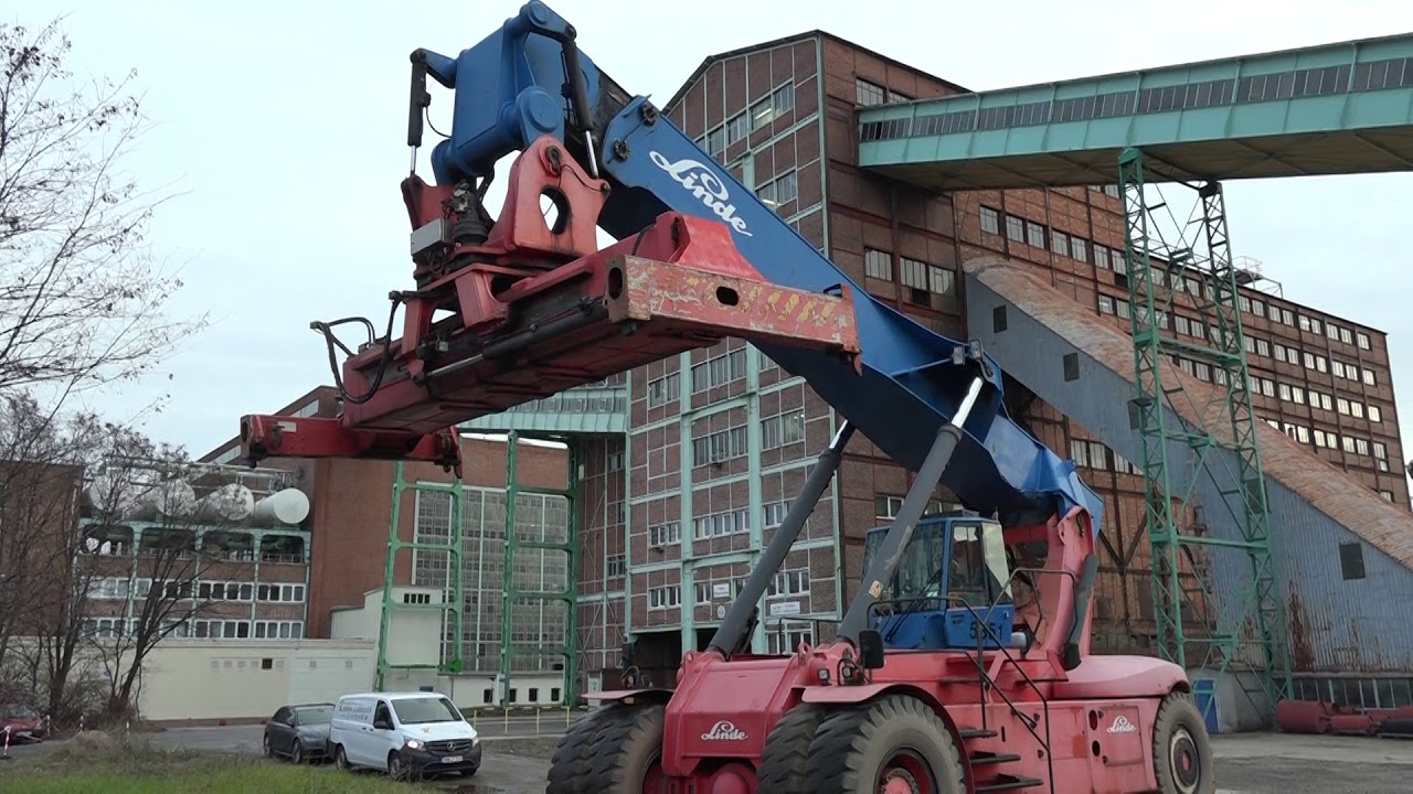 D3716 Linde Reachstacker C4535 from 2000