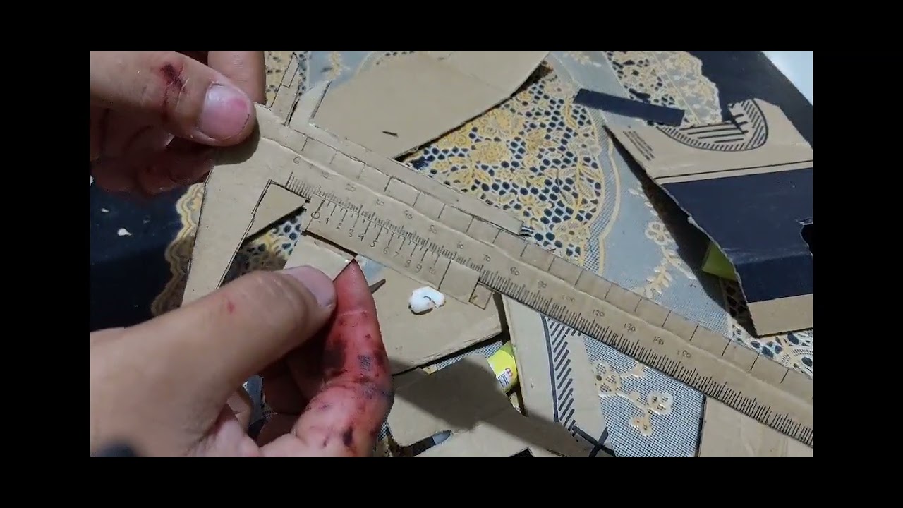 Membuat vernier caliper dari kardus//Ariel Rizki R_Mprt 4i_2002311086