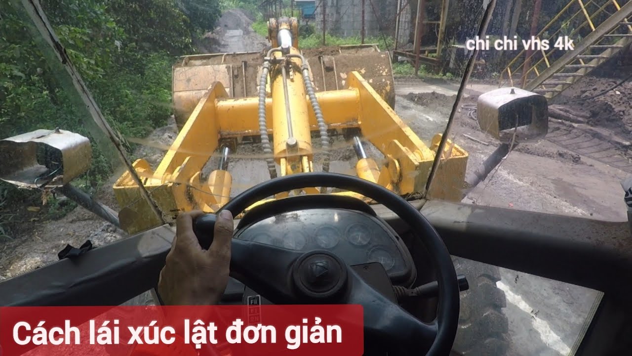 cách lái máy xúc lật