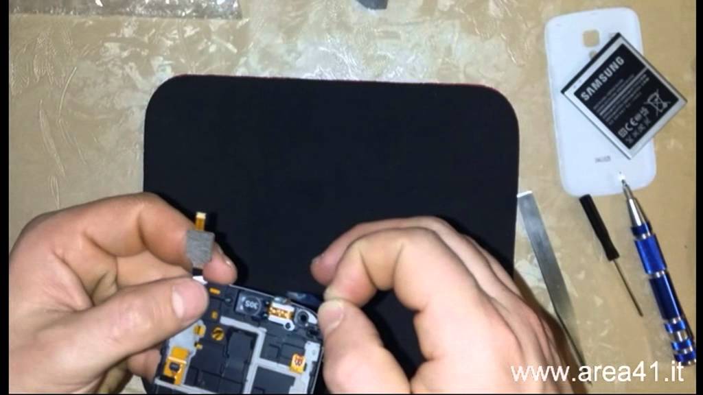 Samsung Trend Plus GT-S7580 - Disassembly & Assembly - Display Touch Screen Replacement