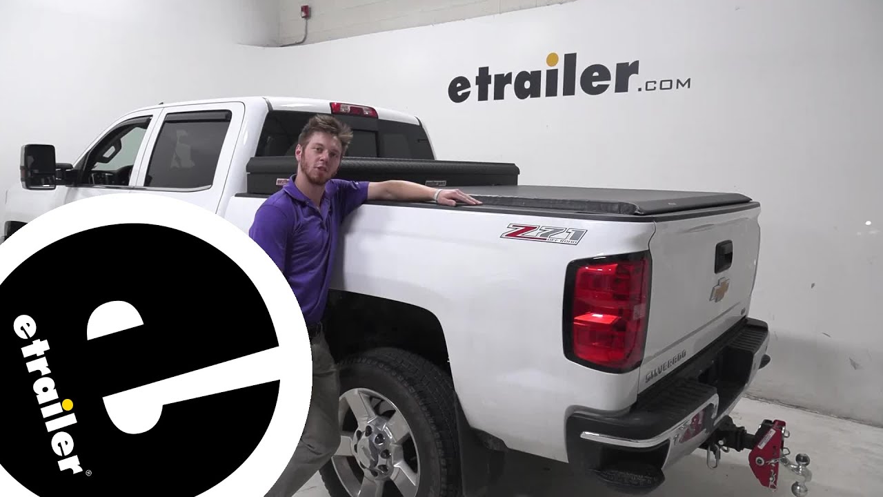 Set up: Access Toolbox Edition Soft, Roll-Up Tonneau Cover on a 2017 Chevrolet Silverado 2500
