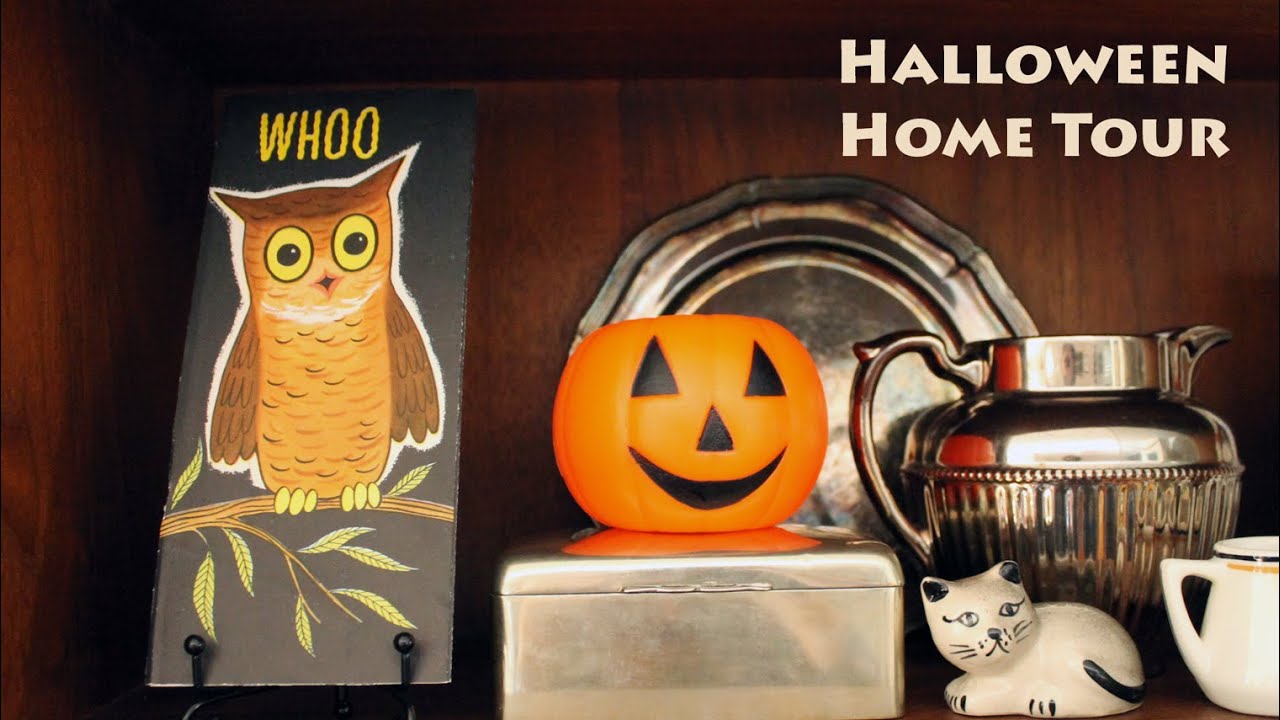 🎃 Vintage Halloween Home Tour - Decorating with Secondhand and Handmade