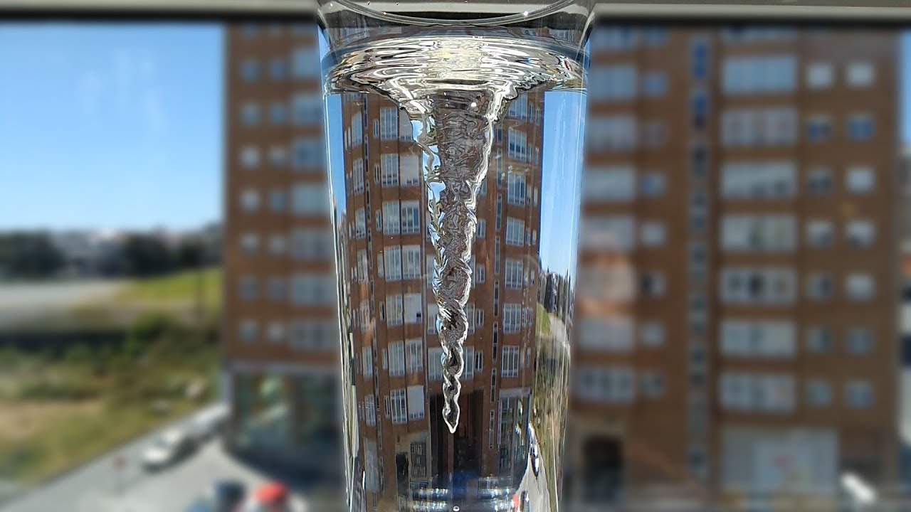 Haz un Torbellino de Agua 