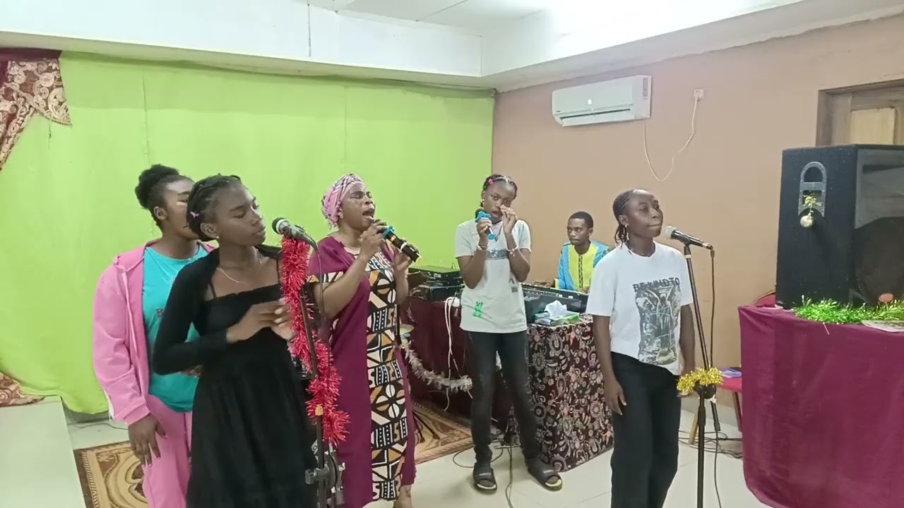 Louange N°2 à la veillée de prière du Vendredi 30 Janvier 2026,par la Sœur Esther LEMBANGOU 