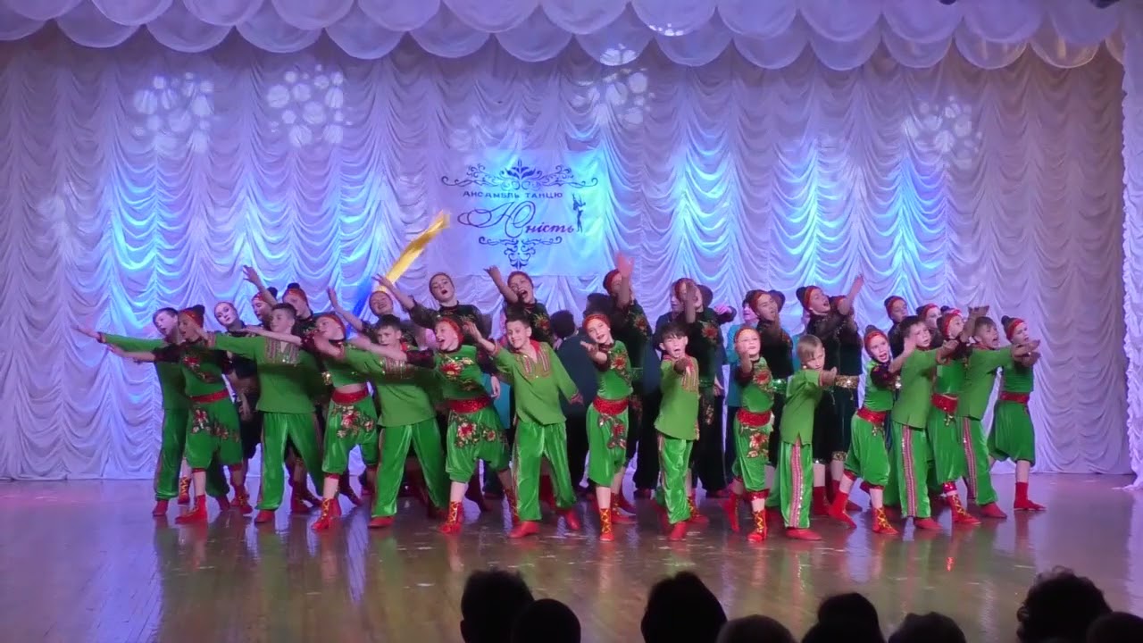 Образцовый ансамбль танца 