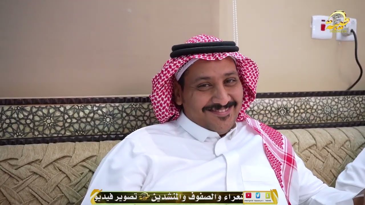 تكريم الشاعر/ محمد ربيعان الجريشي من أعيان قبائل بلي على شرف الشيخ سليمان بن رفادة شيخ شمل قبائل بلي