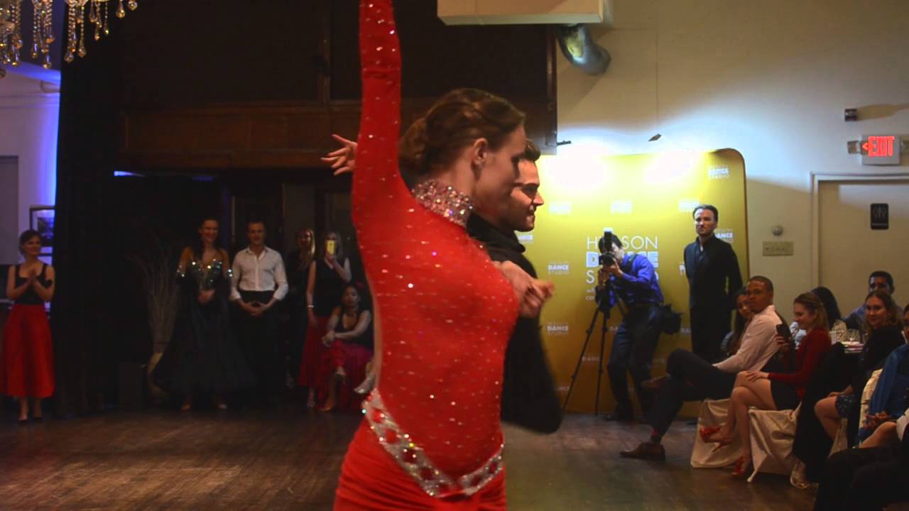 Eduard - Karolina, Samba