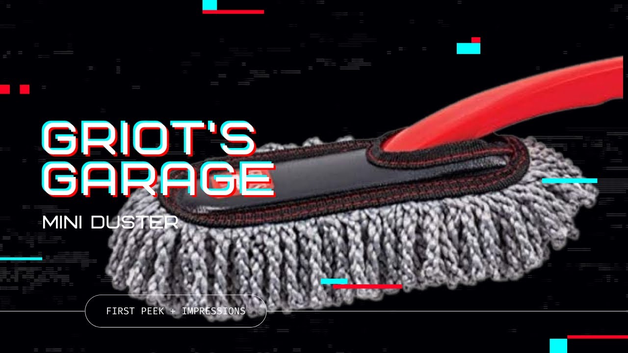 Interior dusting with Griot's garage microfibre Mini duster
