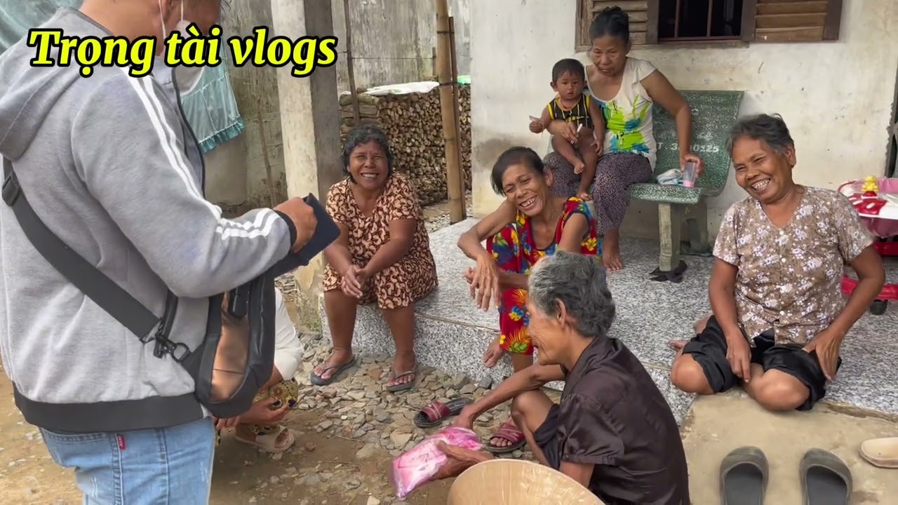 LẠC VÀO THÔN SỐC - THĂM CÁC CỤ Khmer HOÀN CẢNH KHÓ KHĂN