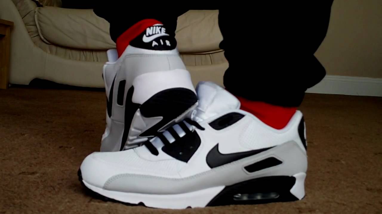 Nike Air Max 90 (black, white)