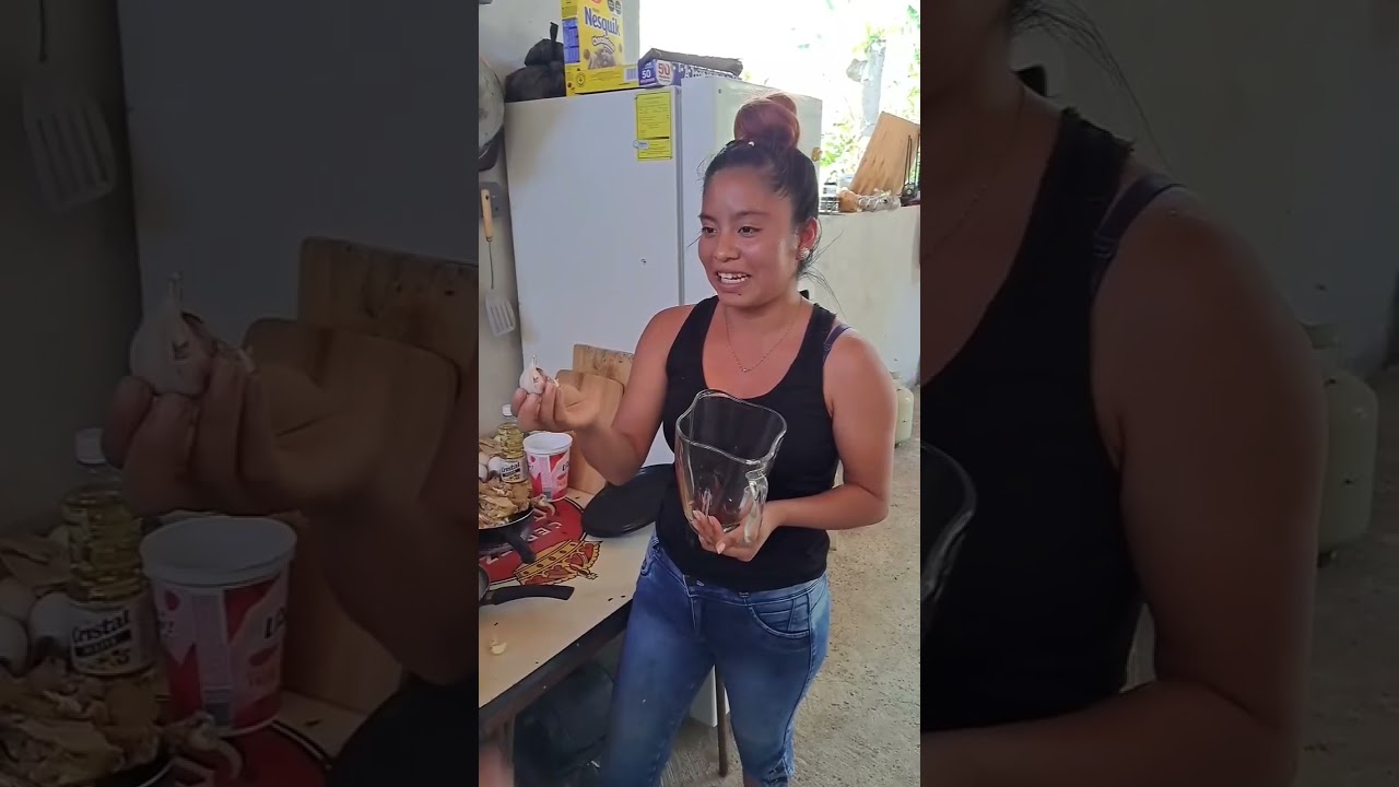 Tu 40 y Yo 20, La Nuera y la Suegra deciden hacer de comer juntas, Como hacer pollo con mole