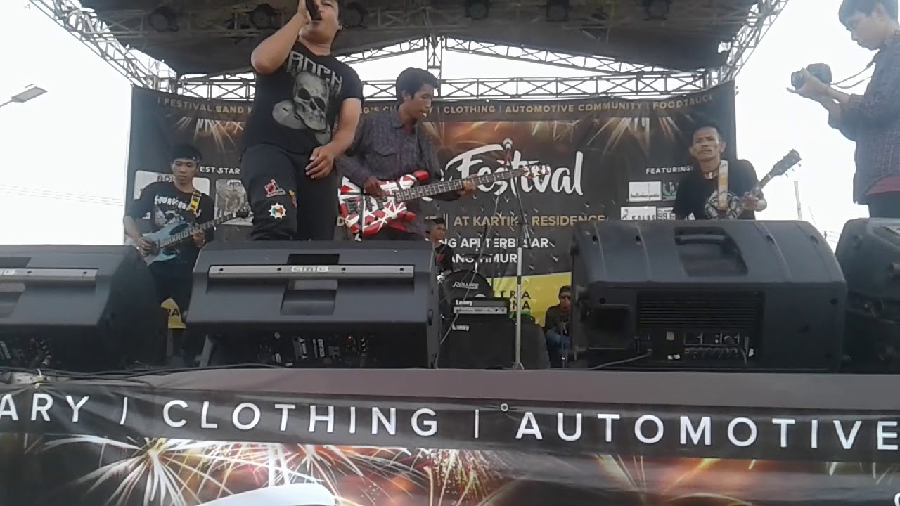 Bento versi rock cover kanssas band loe toe ye cover kanssas band