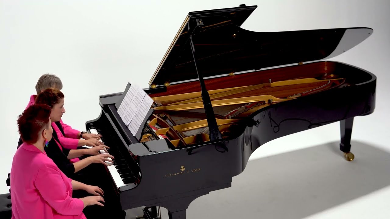 Dominika Łasko - July joke for 6 hands (Łasko / Mikołajczyk-Mokrosz / Bechta-Krzemińska)