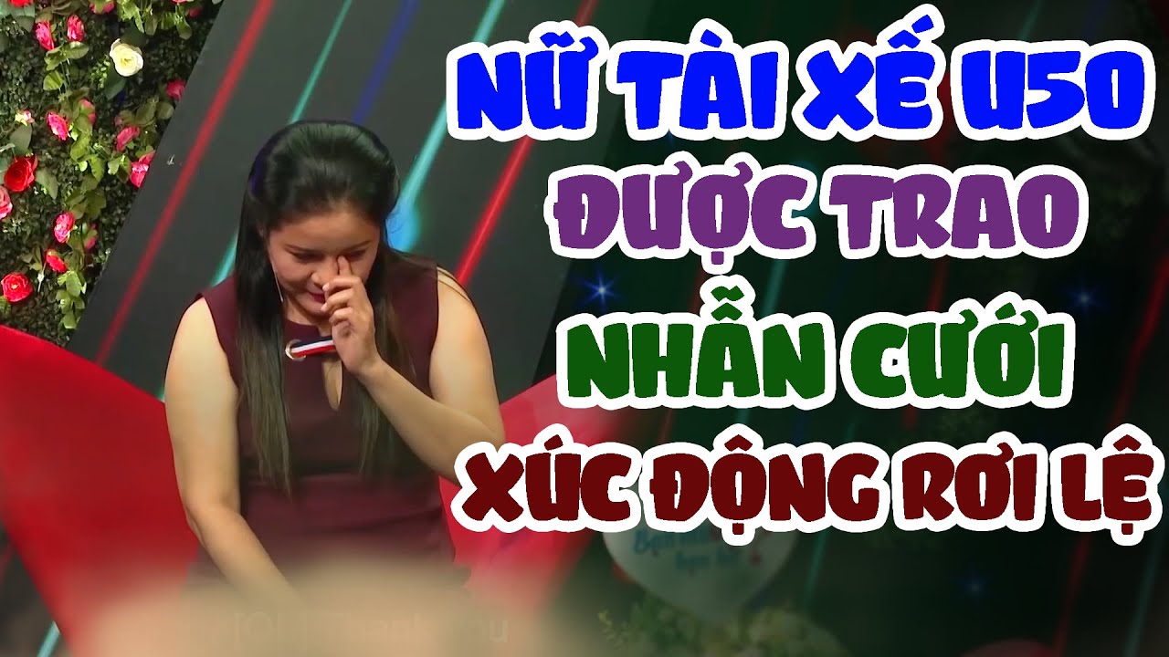 Vừa Mở Rào Ông Chú U60 Đã Trao Cho Đối Phương Quà Khủng Khiến Bạn Gái Xúc Động Sụt Sùi Rơi Lệ