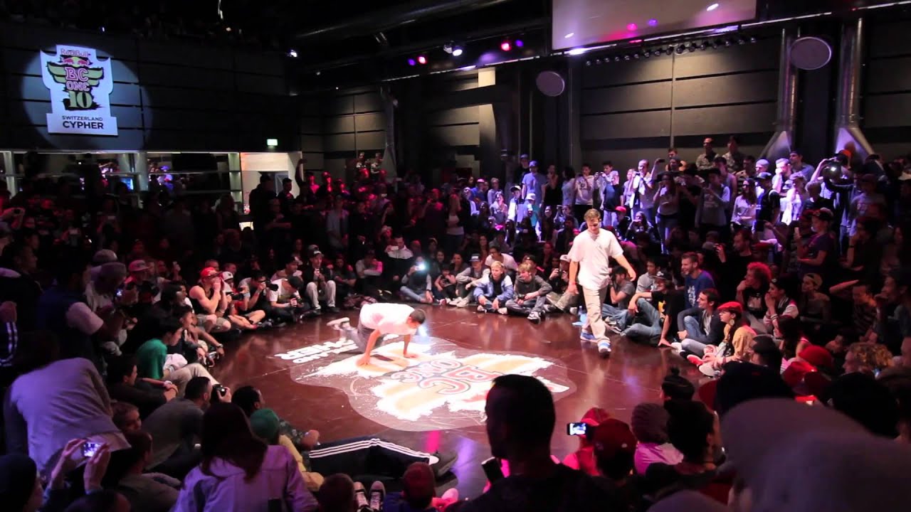 Red Bull BC One Switzerland Cypher - Final // Yu-Seng vs. Osga