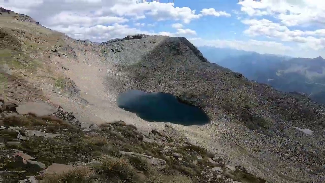 Tre rifugi in Valmalenco: Longoni, ex-Entova Scerscen e Palù.