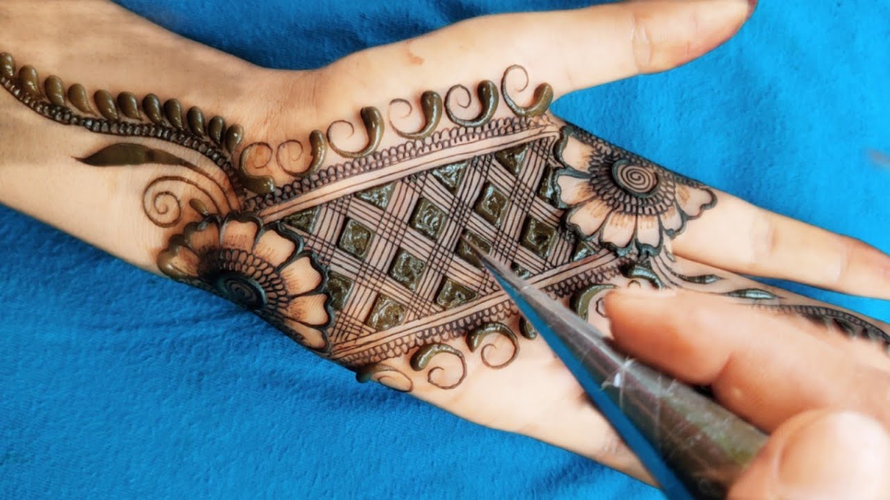 Very Easy Trick Mehendi Design Front Hand Simple - Arabic Mehndi Design 2020 - मेहंदी लगाना सीखें