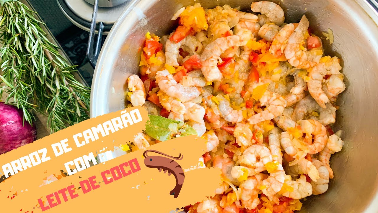 Arroz de Camarão com Leite de Coco