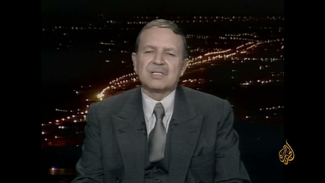 أحمد منصور يواجه عبدالعزيز بوتفليقة بتهم الاختلاس الموجهة إليه عشية حملته الانتخابية لرئاسة الجزائر