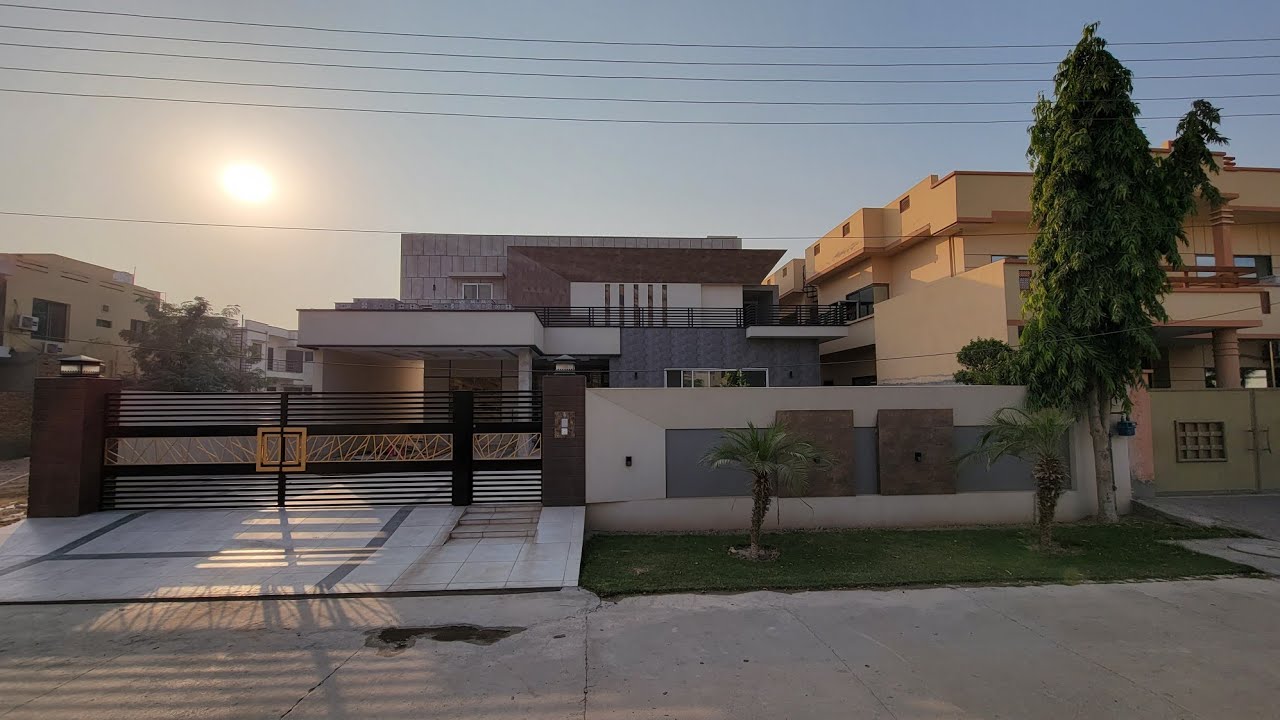 1 Kanal Luxury House For Sale | Wapda Town Phase 1 | Multan
