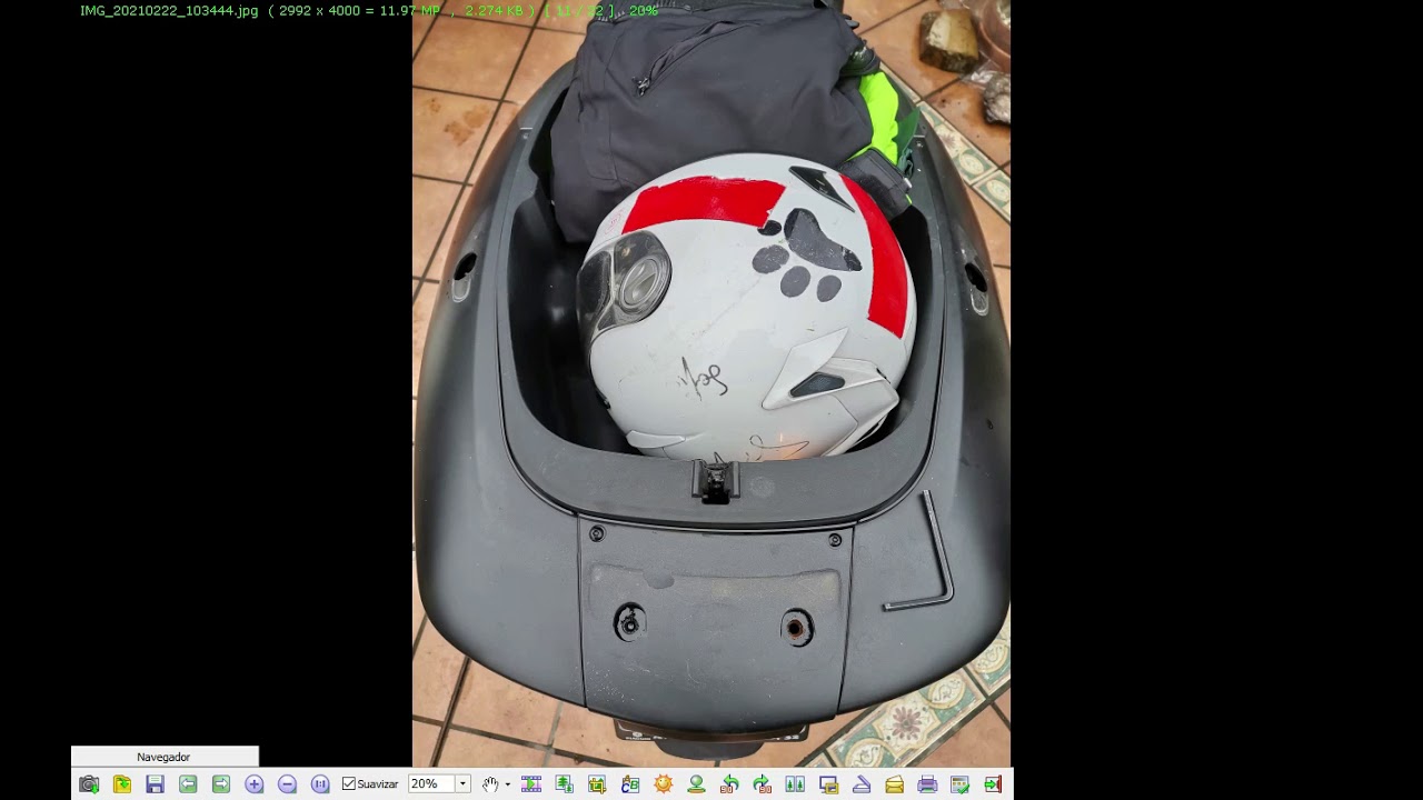 Piaggio Mp3 Problemas con la apertura del asiento Bricos Piaggio mpe 500.Problems with opening